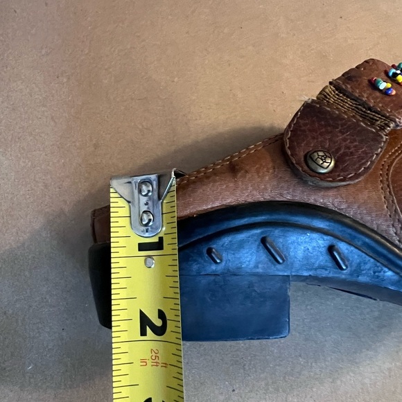 Ariat Brown Leather Slip On Beaded Strap Low heel Clogs Women’s US 7.5 B - Picture 8 of 9